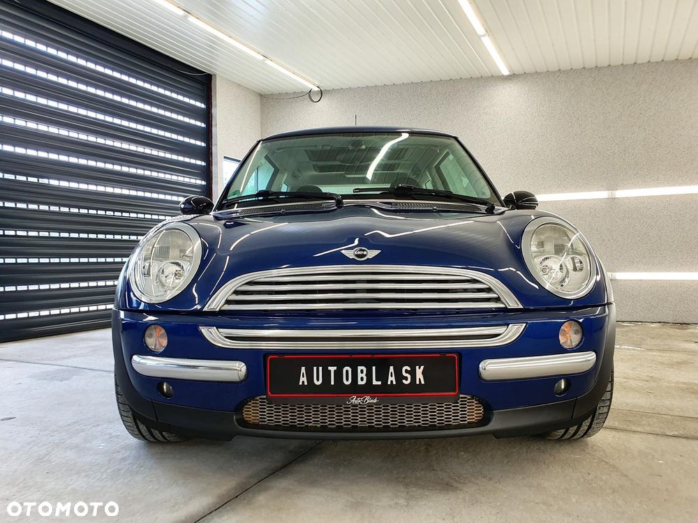 MINI Cooper Standard - 2