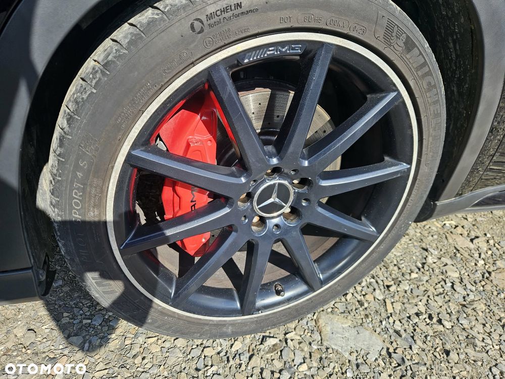 Mercedes-Benz GLA 45 AMG 4-Matic - 5