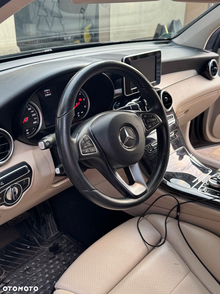 Mercedes-Benz GLC Coupe 220 d 4-Matic - 5