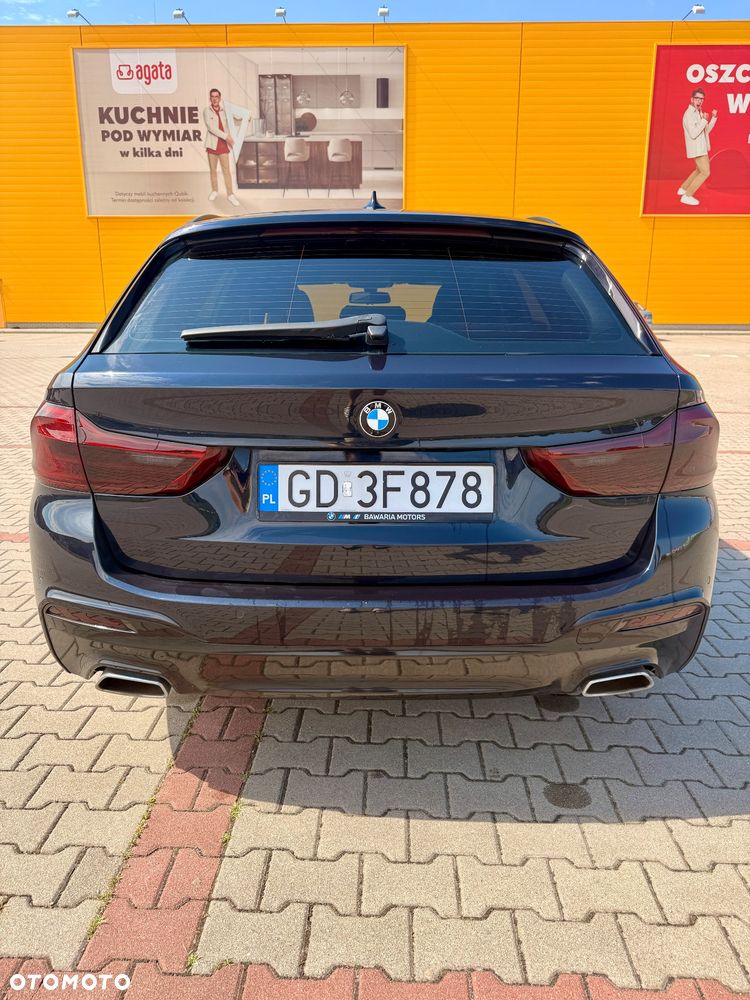 BMW Seria 5 520d xDrive M Sport sport - 9