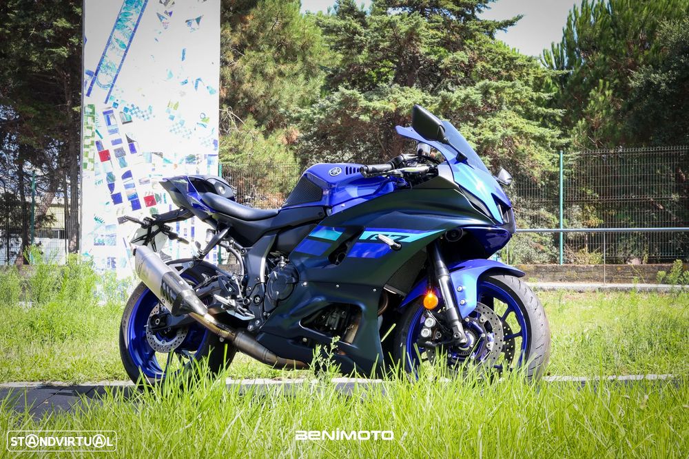 Yamaha R - 1
