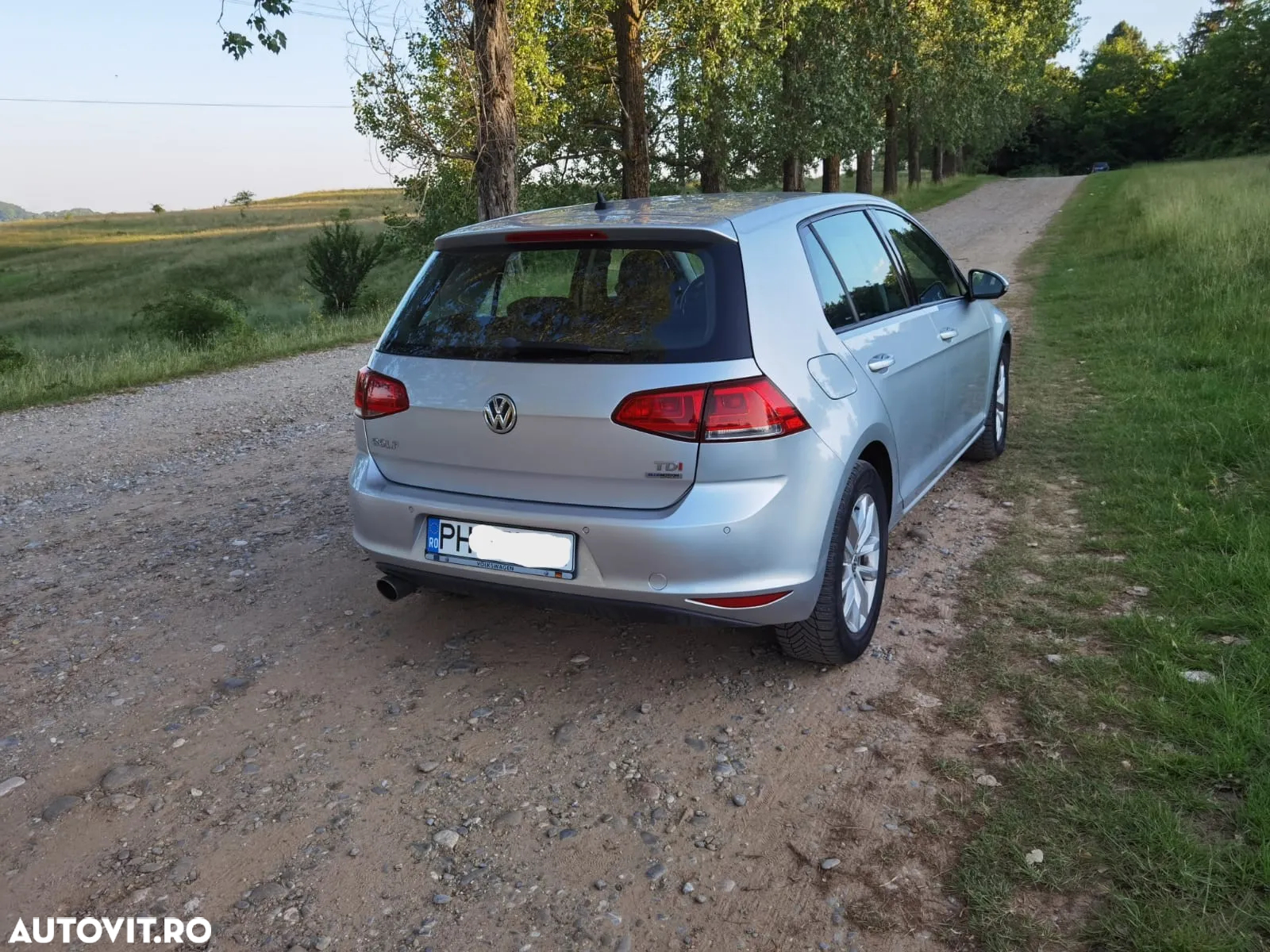 Volkswagen Golf 1.6 TDI DPF BMT Comfortline - 2