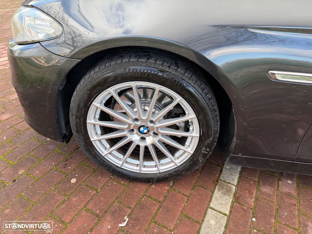 BMW 520 d Aut. Luxury Line - 13