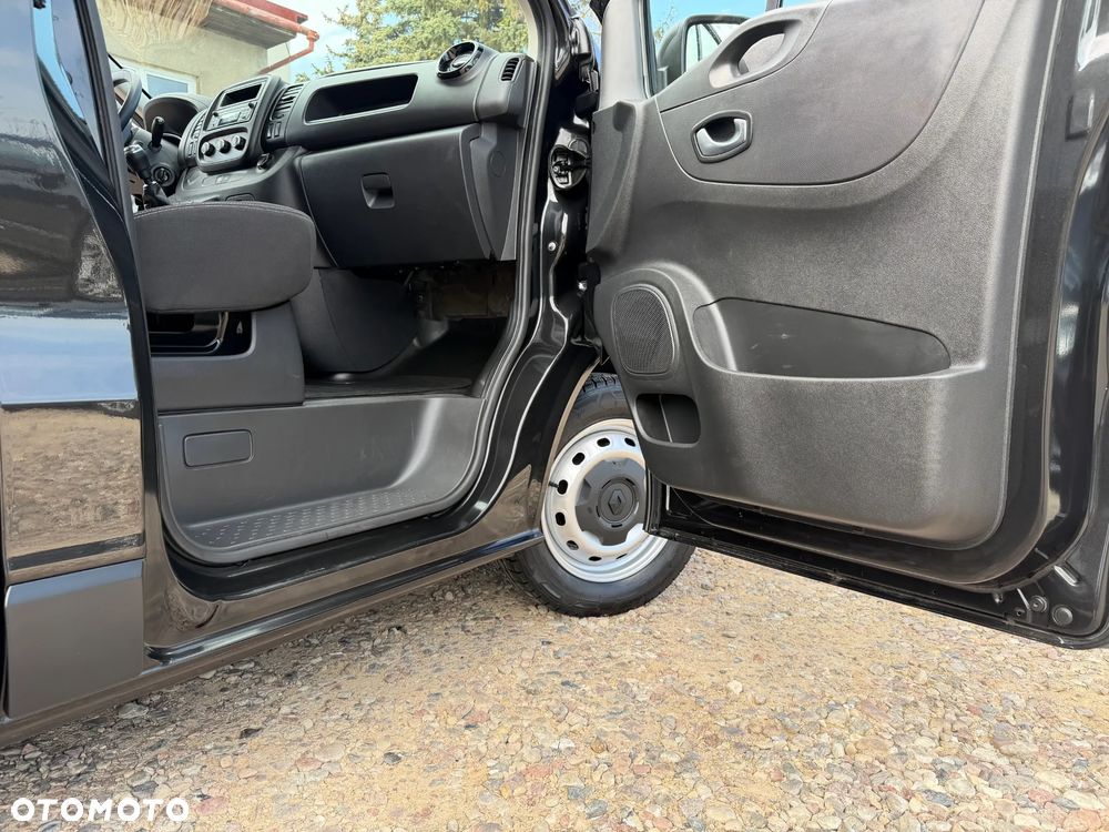 Renault Trafic - 13