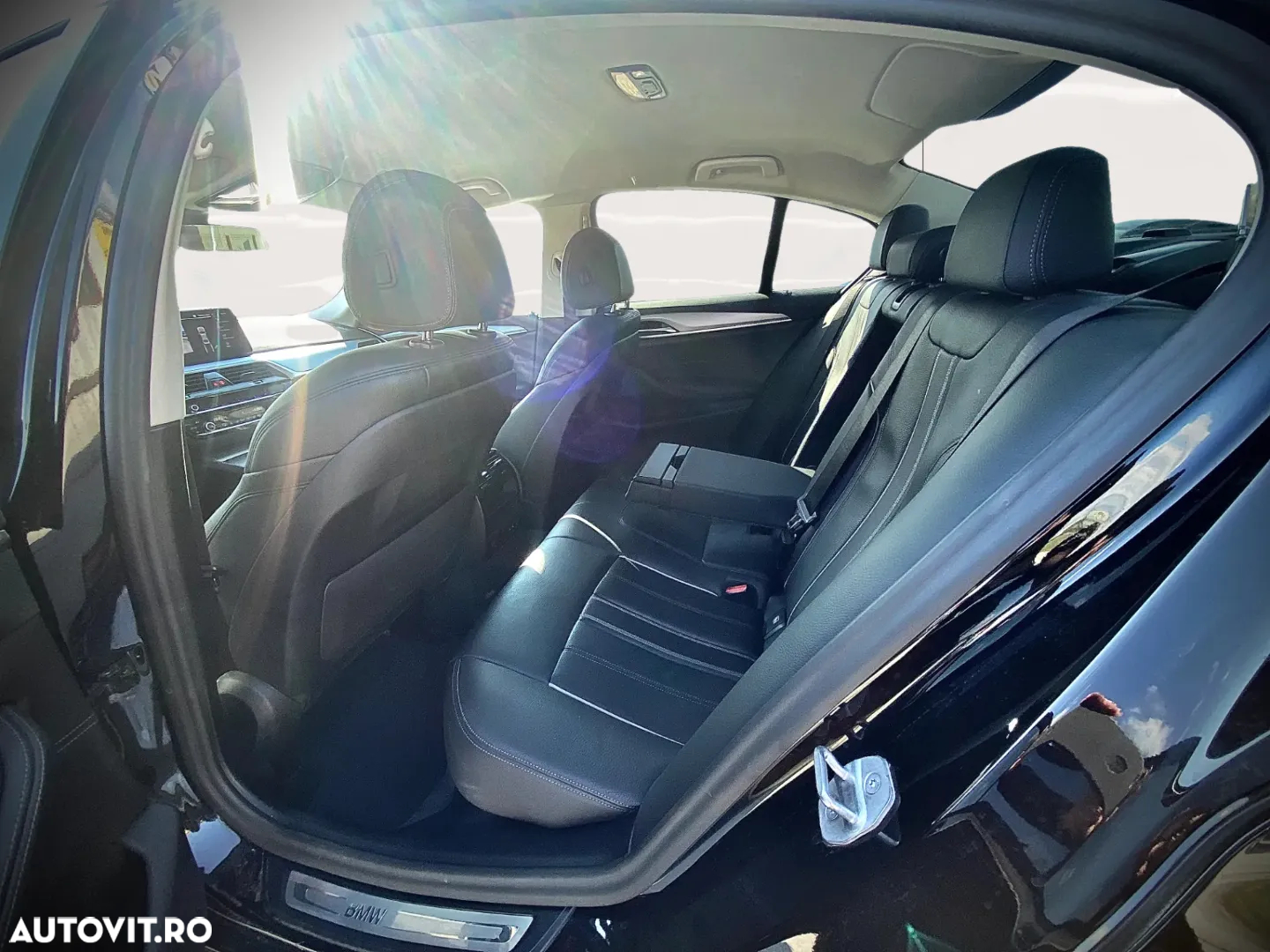 BMW Seria 5 518d AT MHEV - 6