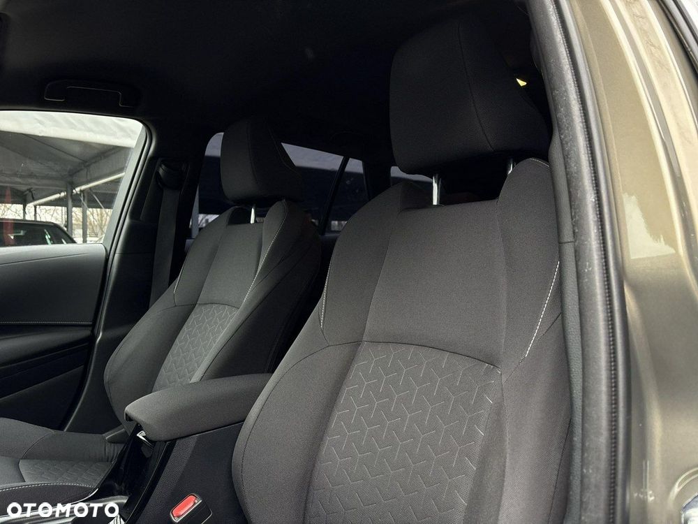 Toyota Corolla 2.0 Hybrid Comfort - 30