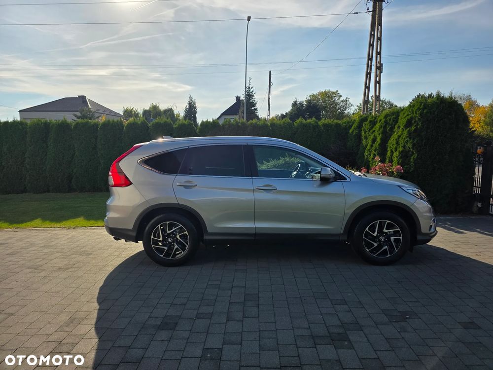 Honda CR-V 2.0 Elegance Plus (Honda Connect+) / (2WD) - 22