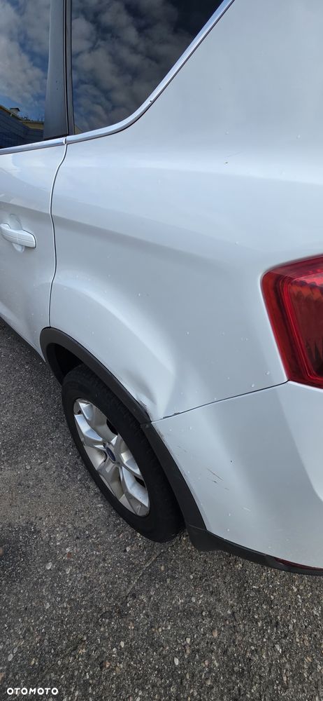 Ford Kuga - 6