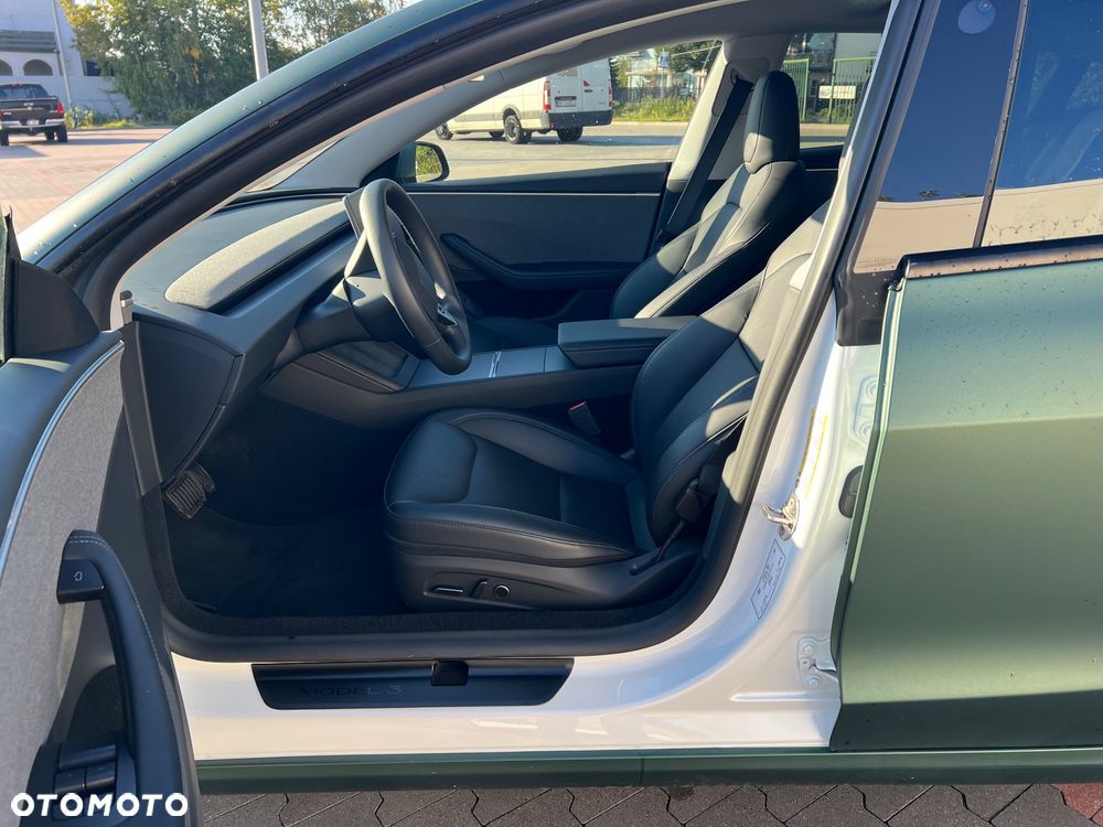 Tesla Model 3 Long Range RWD - 19