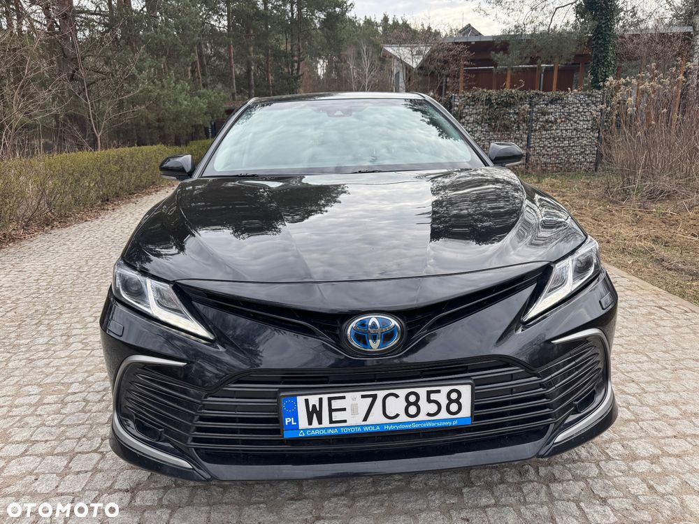 Toyota Camry - 2