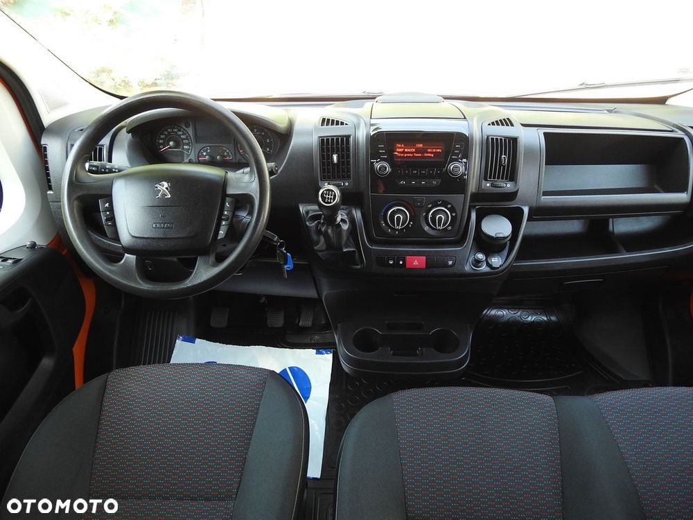 Peugeot BOXER FURGON BRYGADÓWKA  7 MIEJSC KLIMATYZACJA  120KM - 3