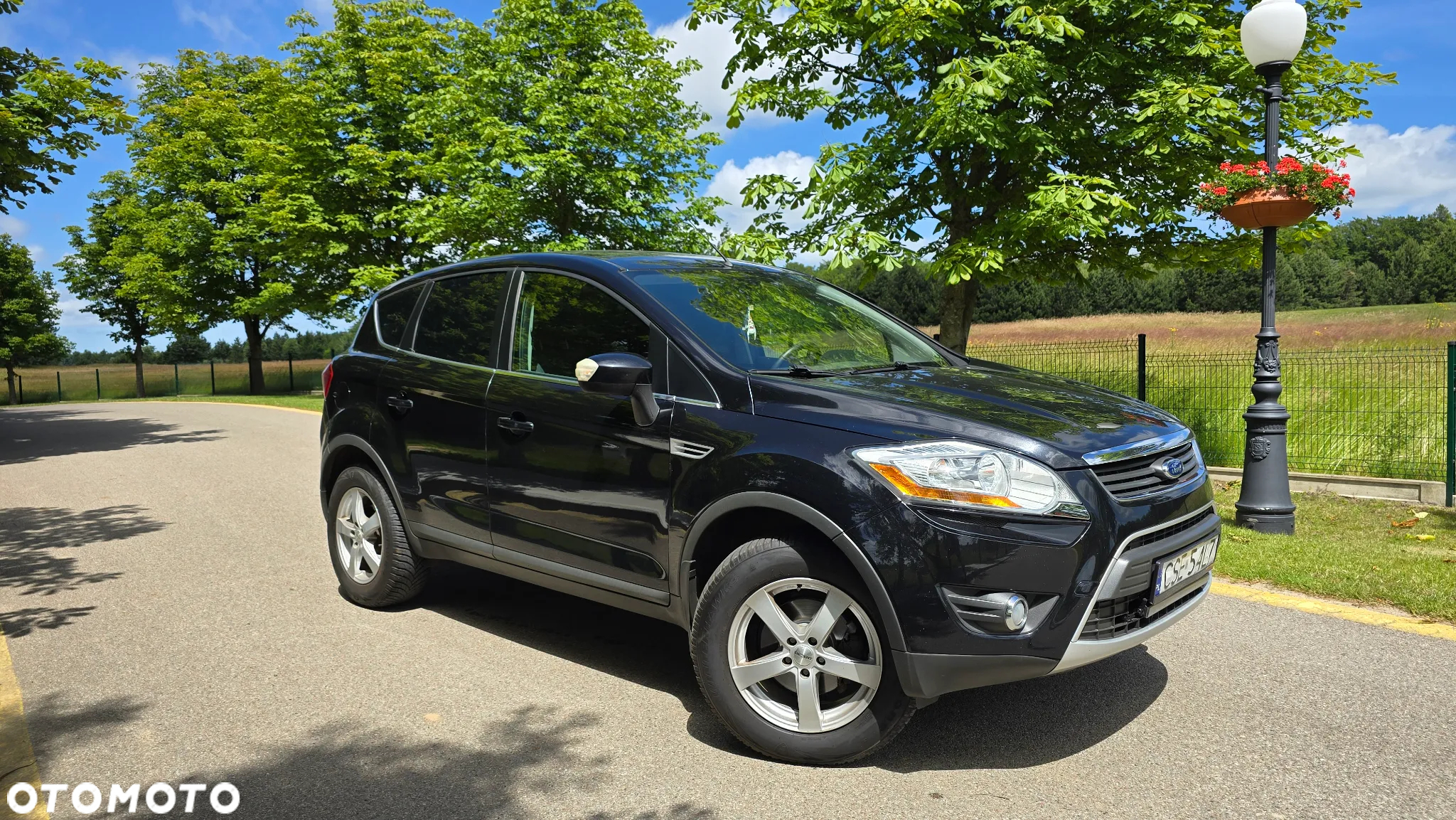 Ford Kuga - 10