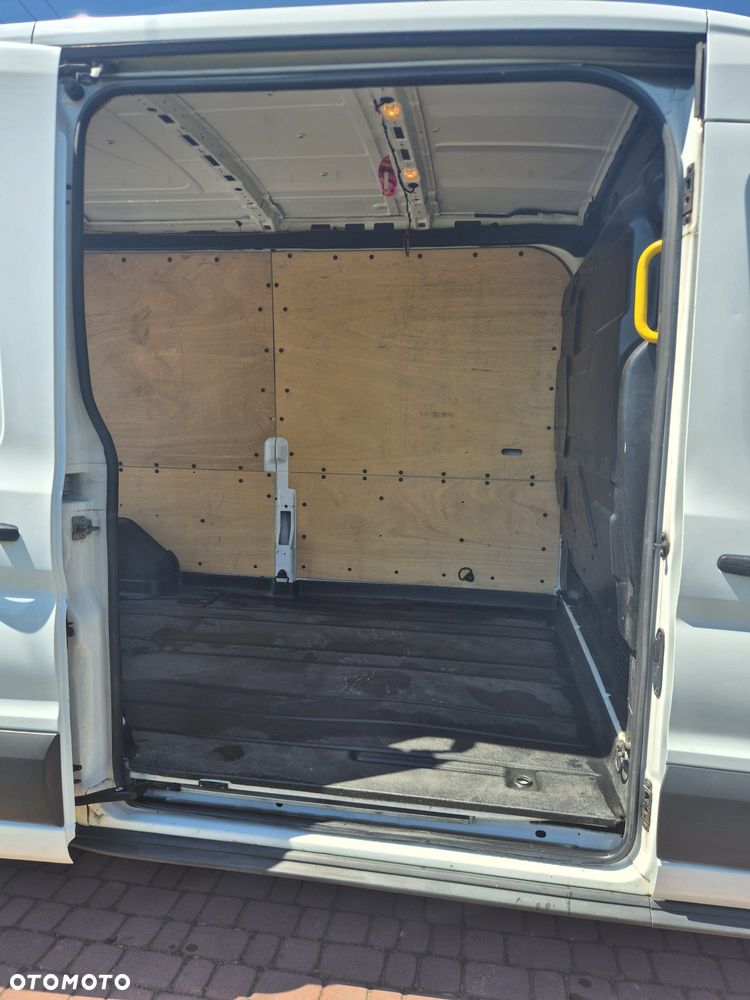 Ford Transit - 8