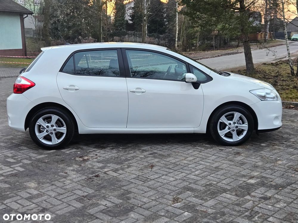 Toyota Auris 1.33 Dual-VVT-i START Edition - 6