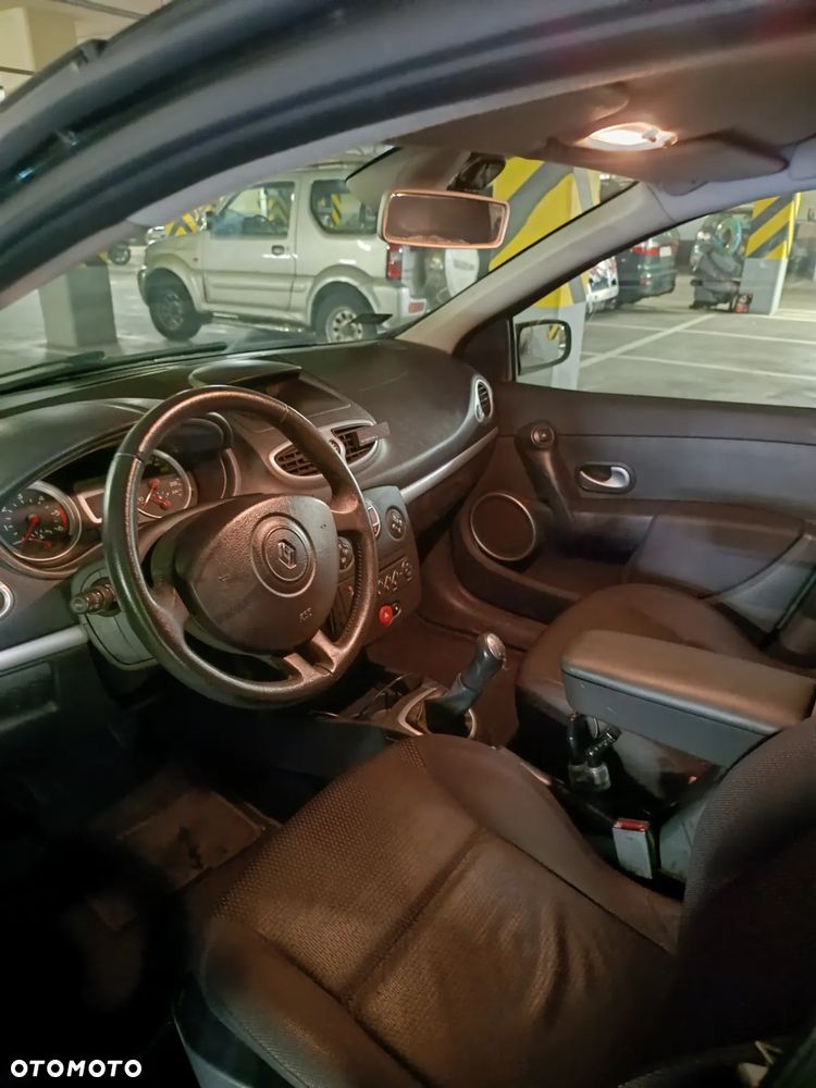 Renault Clio 1.5 dCi Extreme - 7