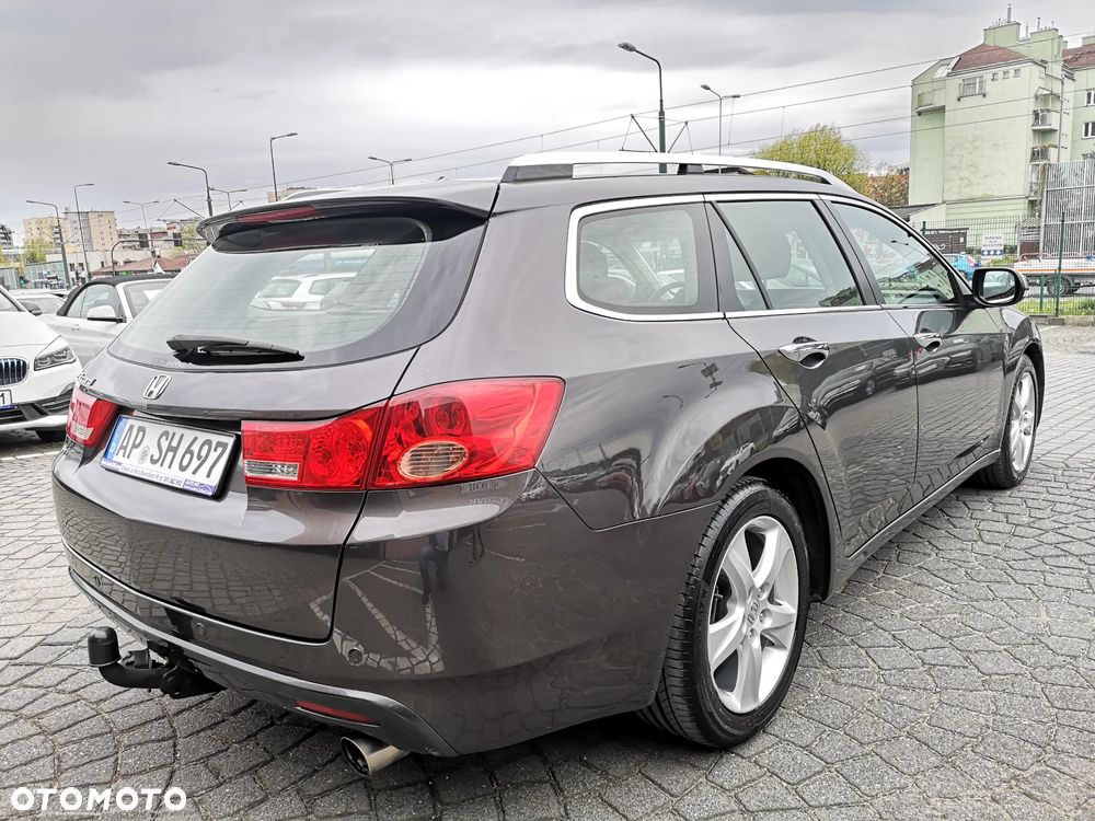 Honda Accord 2.0 Elegance - 2