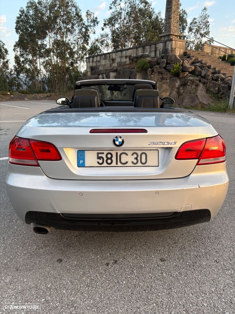 BMW 320 d Cabrio - 11