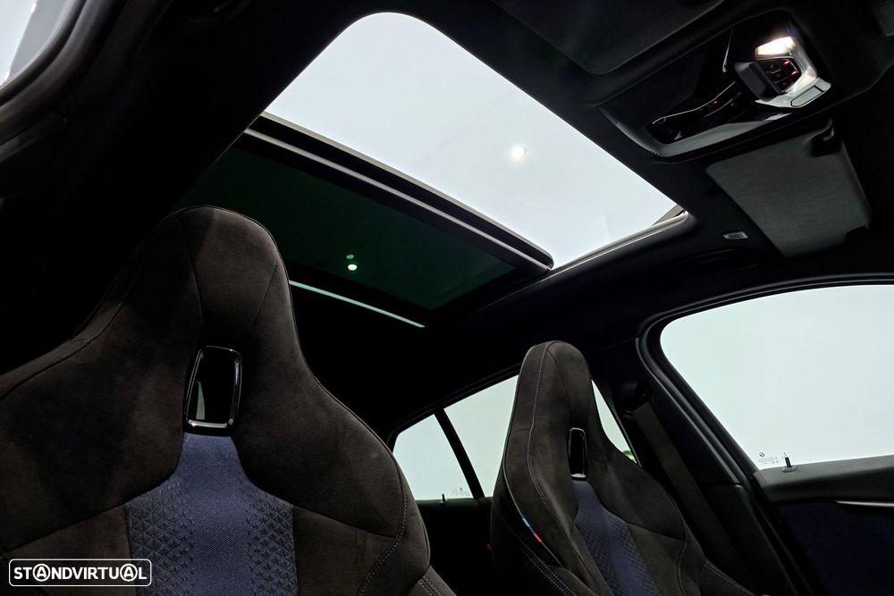 BMW M135i xDrive - 12