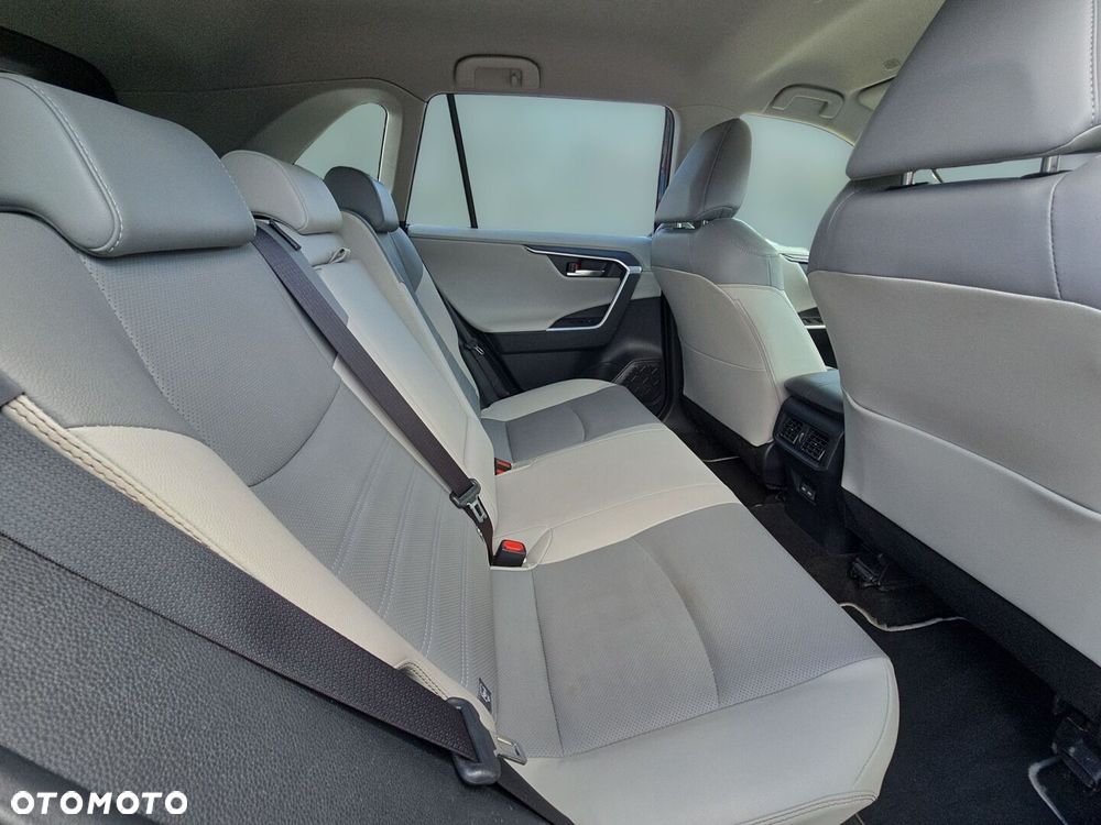 Toyota RAV4 - 14