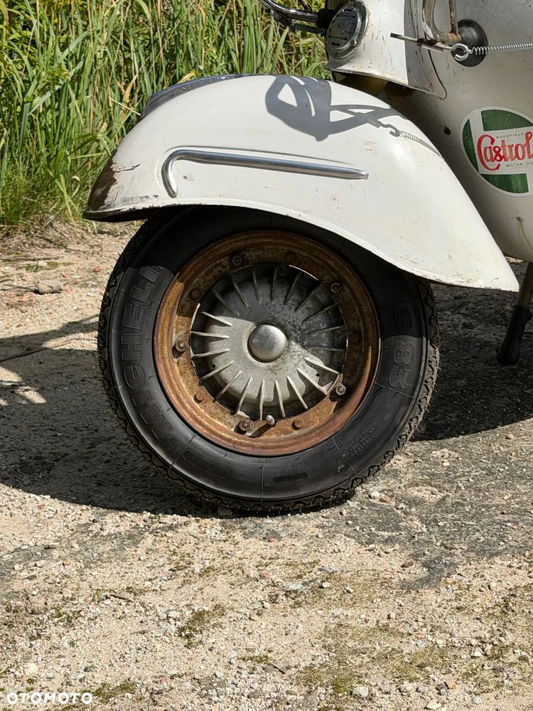 Vespa GS - 24