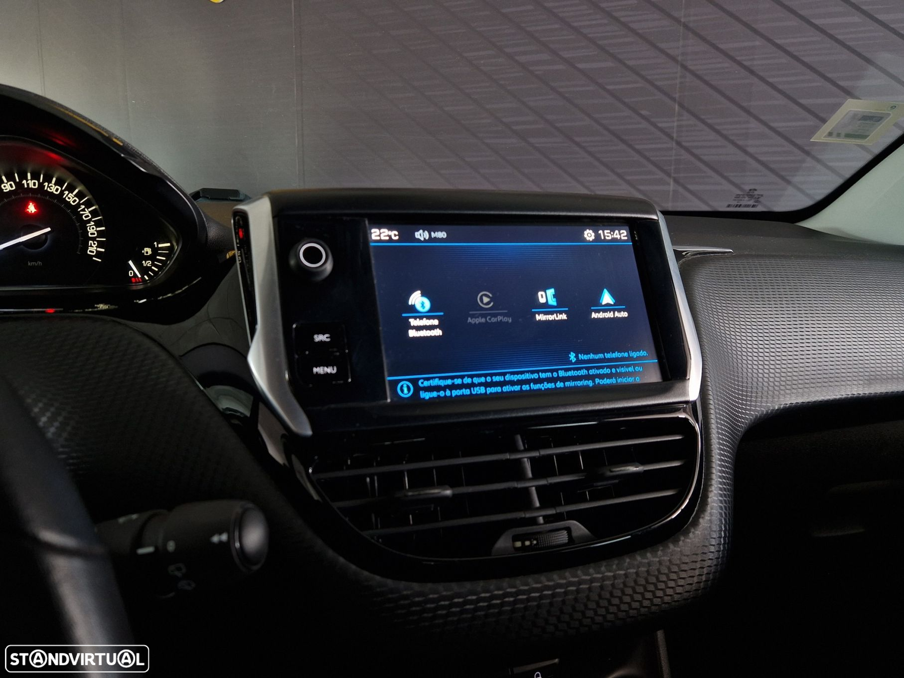 Peugeot 208 1.2 PureTech Style - 18
