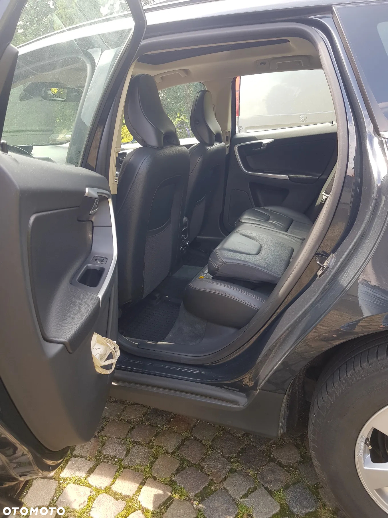 Volvo XC 60 D5 AWD Summum - 9