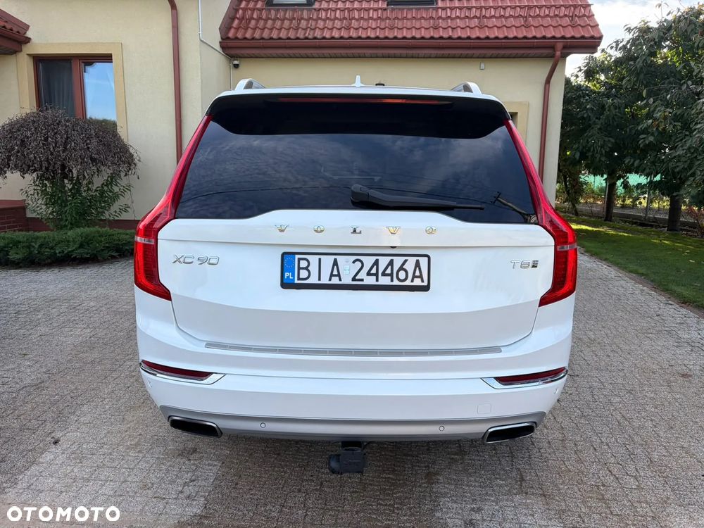 Volvo XC 90 T8 AWD Plug-In Hybrid Momentum 7os - 8