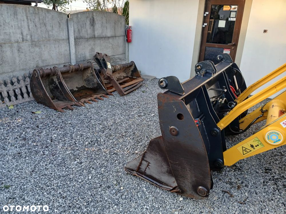 Komatsu WB 93-R/4 ŁYŻKI/UMOWA - 4