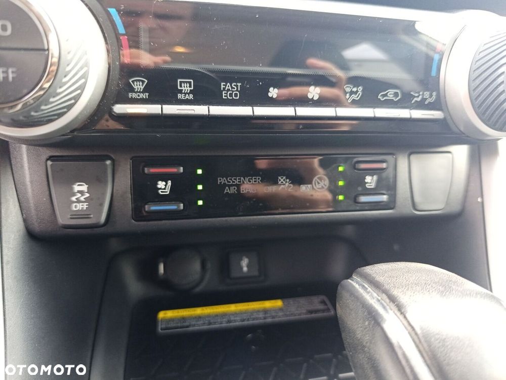 Toyota RAV4 2.5 Hybrid Executive 4x4 - 26