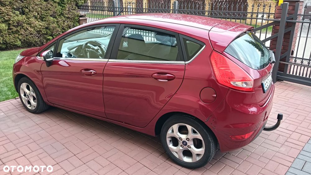 Ford Fiesta 1.4 Champions Edition - 4