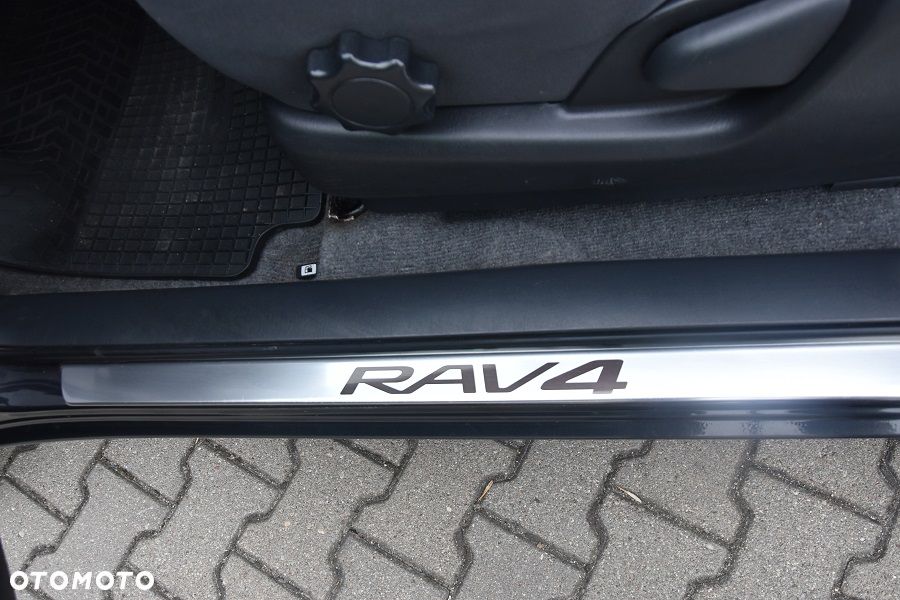 Toyota RAV4 4x2 Edition - 18