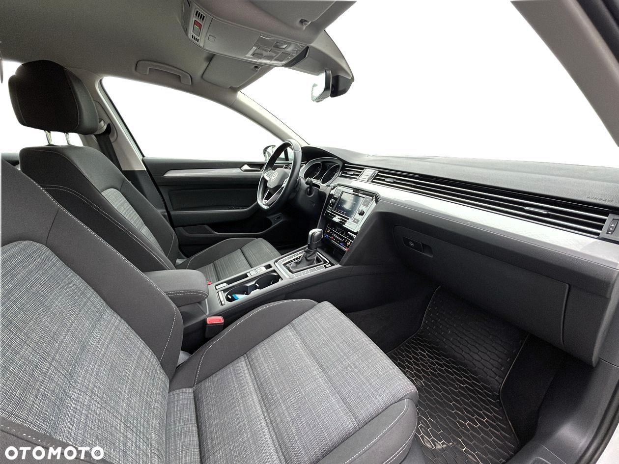 Volkswagen Passat 2.0 TDI EVO Business DSG - 8