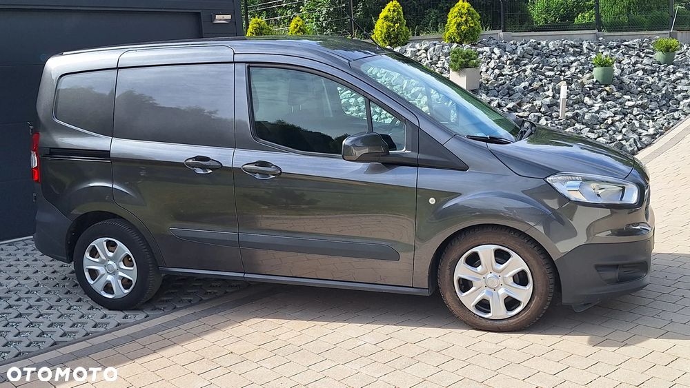 Ford Transit courier - 2