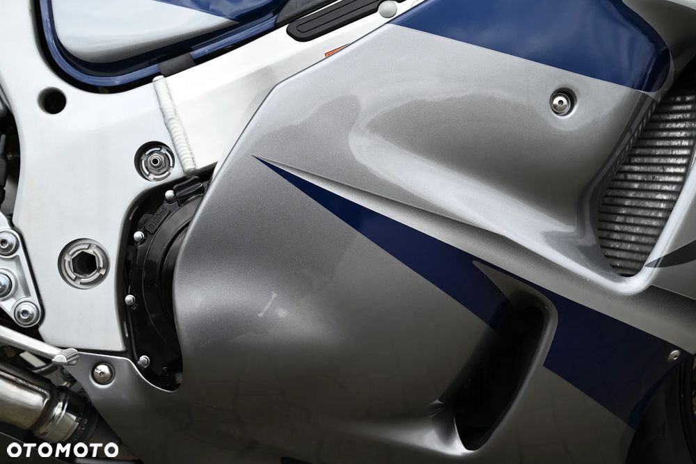 Suzuki GSX-R - 17