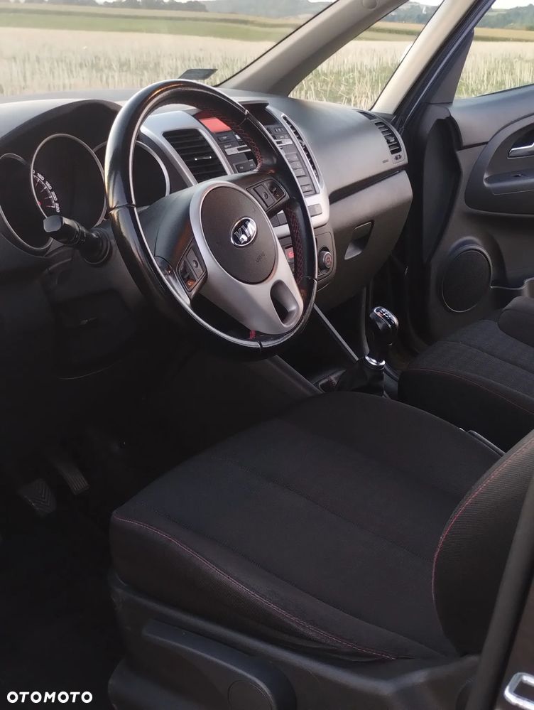Kia Venga 1.4 L - 30