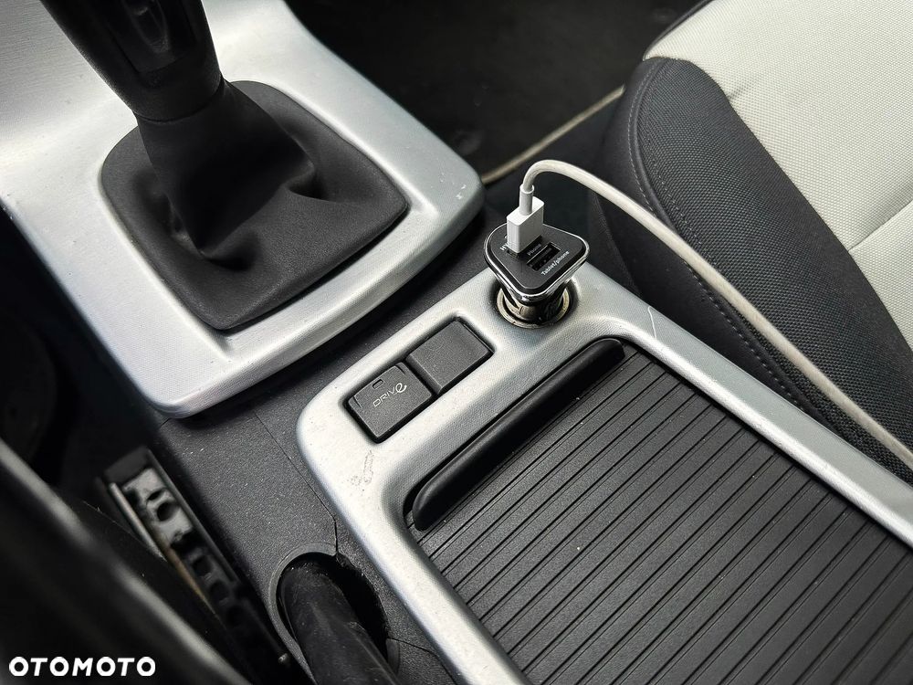 Volvo C30 D2 Momentum - 35