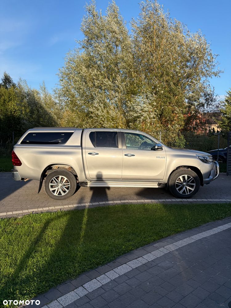 Toyota Hilux 2.4 D-4D Double Cab Selection 4x4 - 8