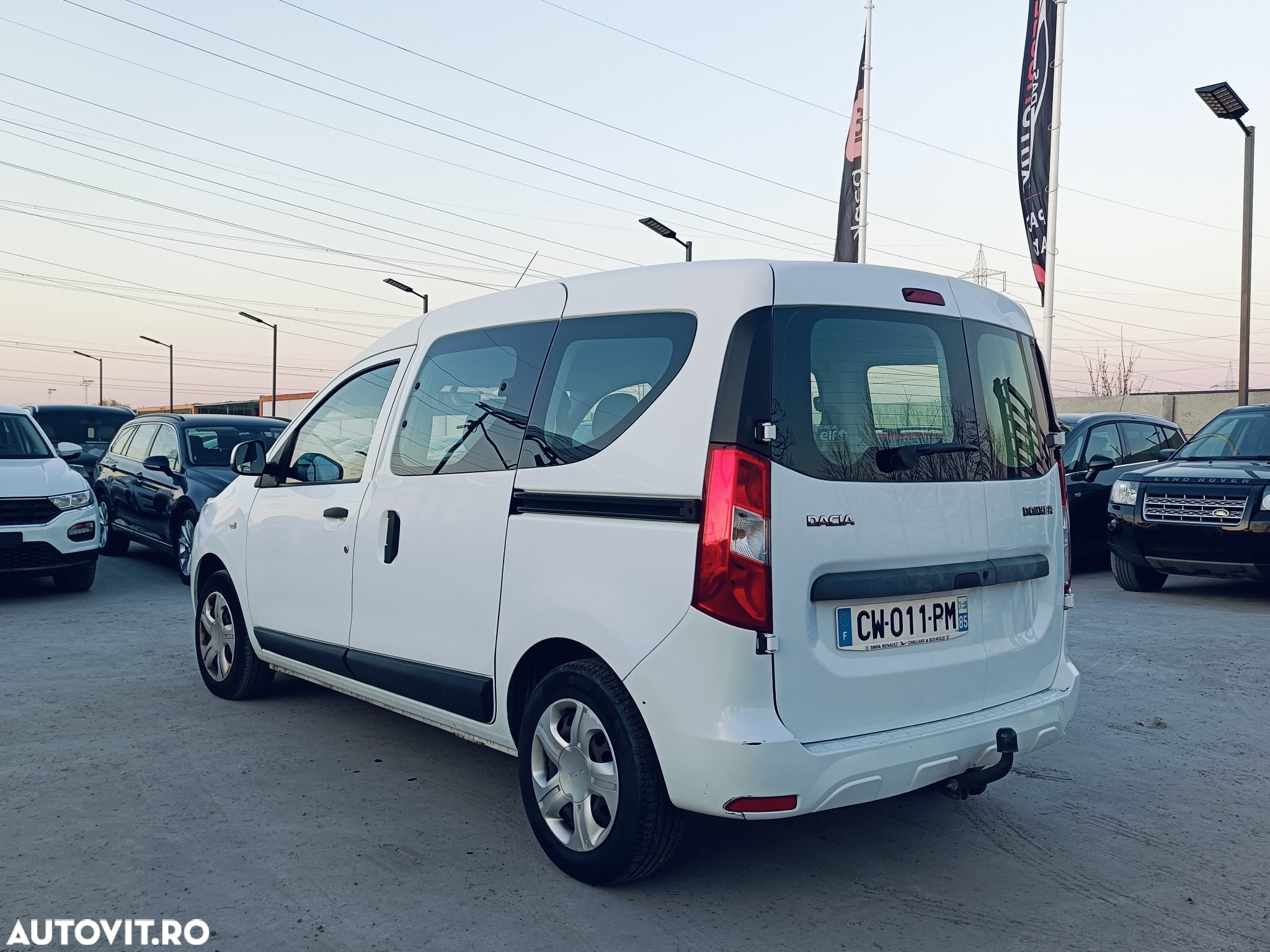 Dacia Dokker 1.5 dCi 90 CP Laureate - 8