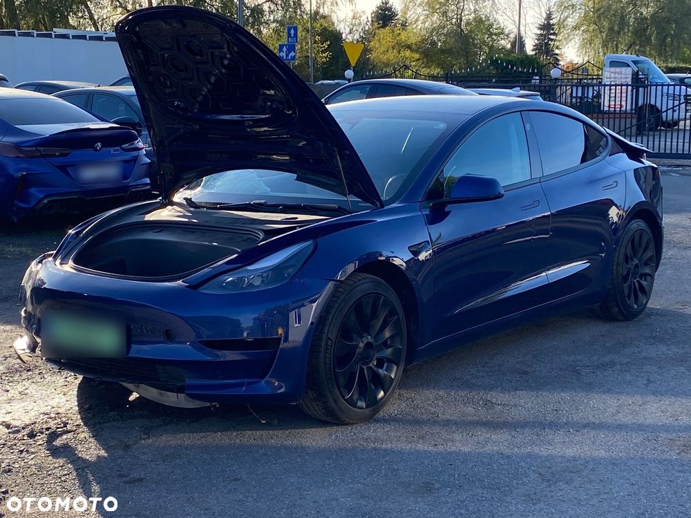 Tesla Model 3 Long Range AWD - 4