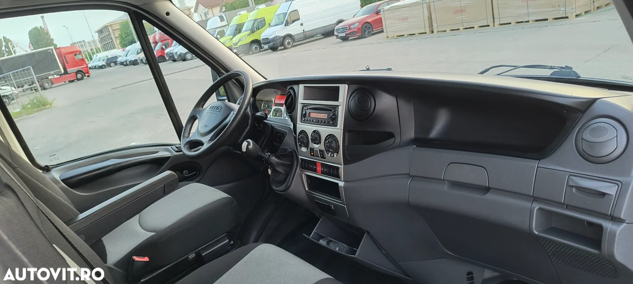 Iveco Daily 35C17 - 3.0 Diesel - 23