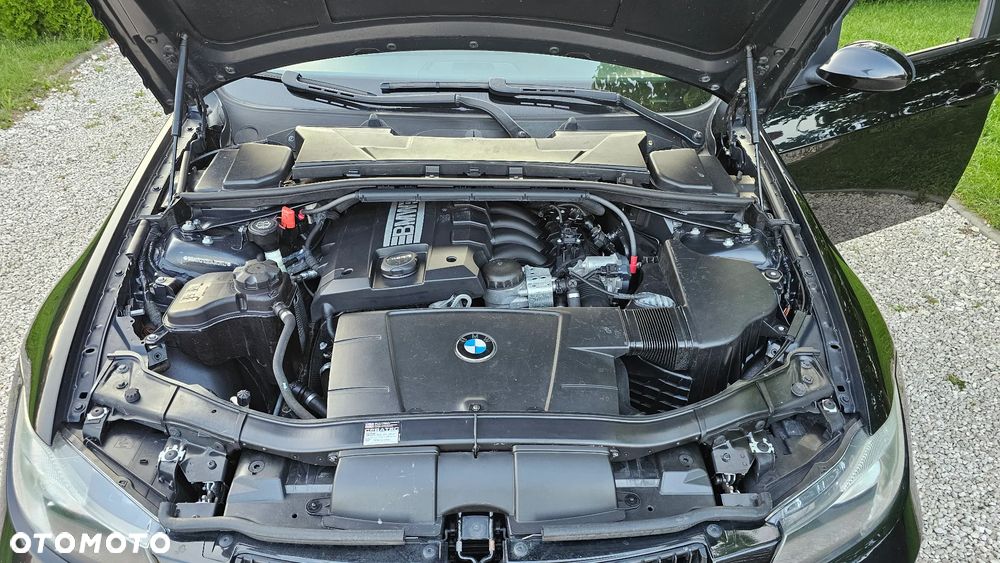 BMW Seria 3 318i Edition Lifestyle - 25