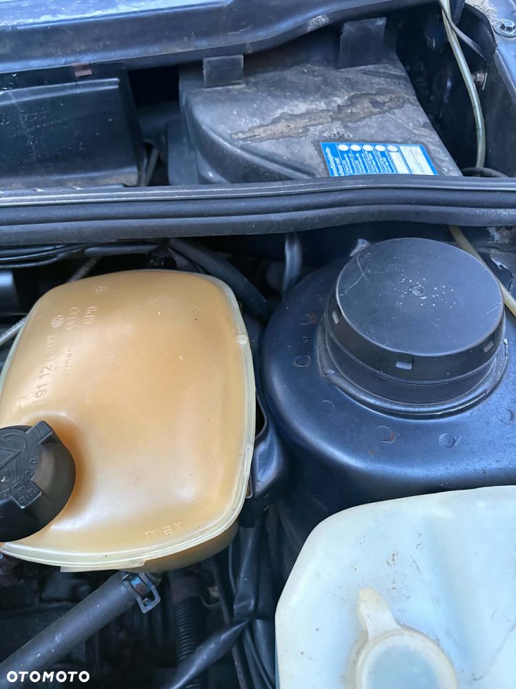 Volkswagen Jetta - 5
