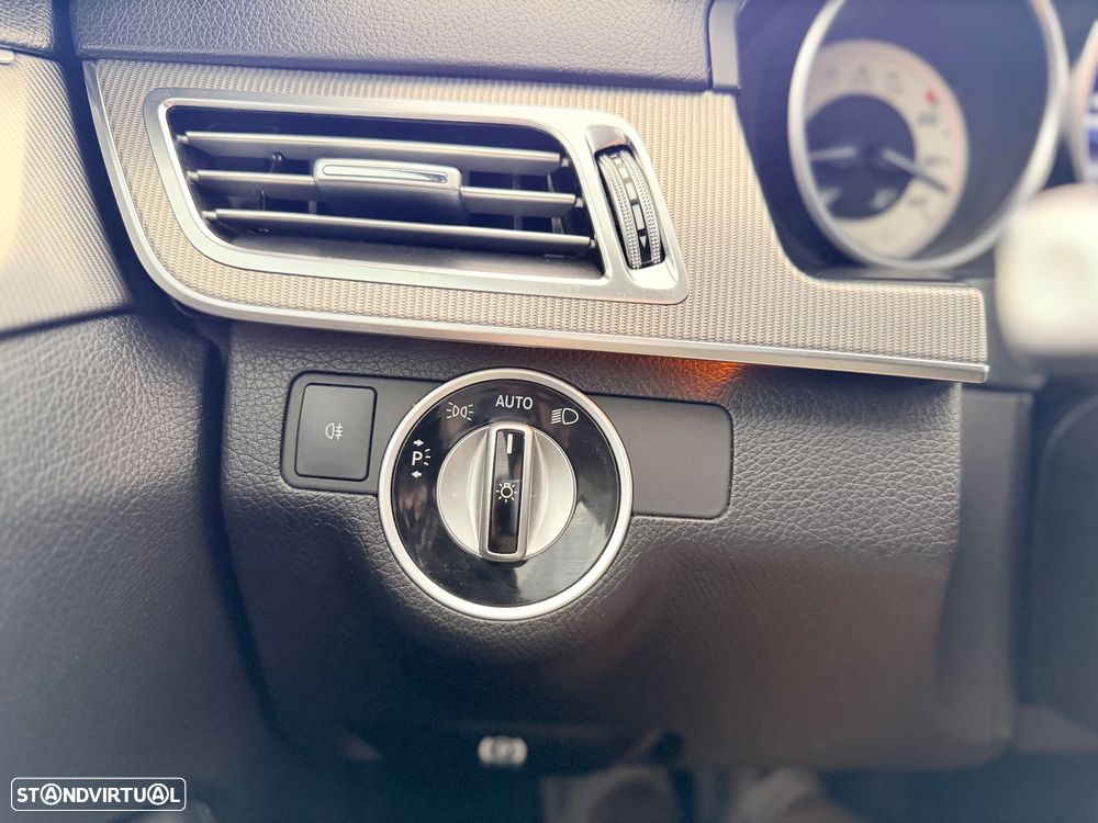 Mercedes-Benz E 250 BlueTEC Avantgarde Auto. - 27