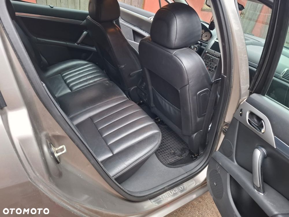 Peugeot 407 HDi 135 JBL - 12
