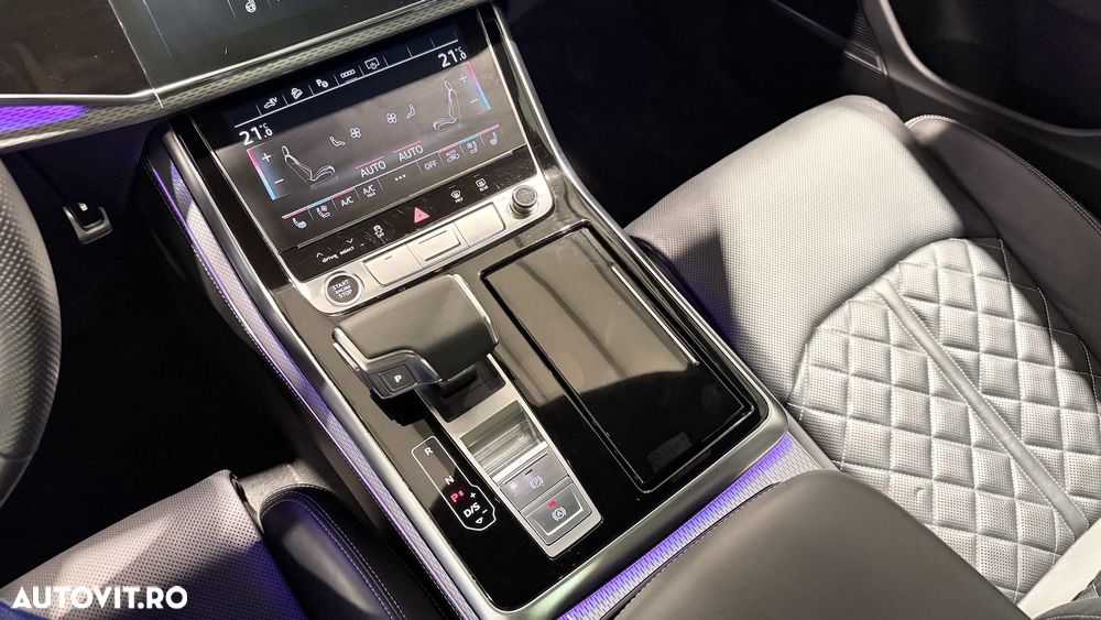 Audi Q8 55 TFSI e quattro Tiptronic PHEV - 24
