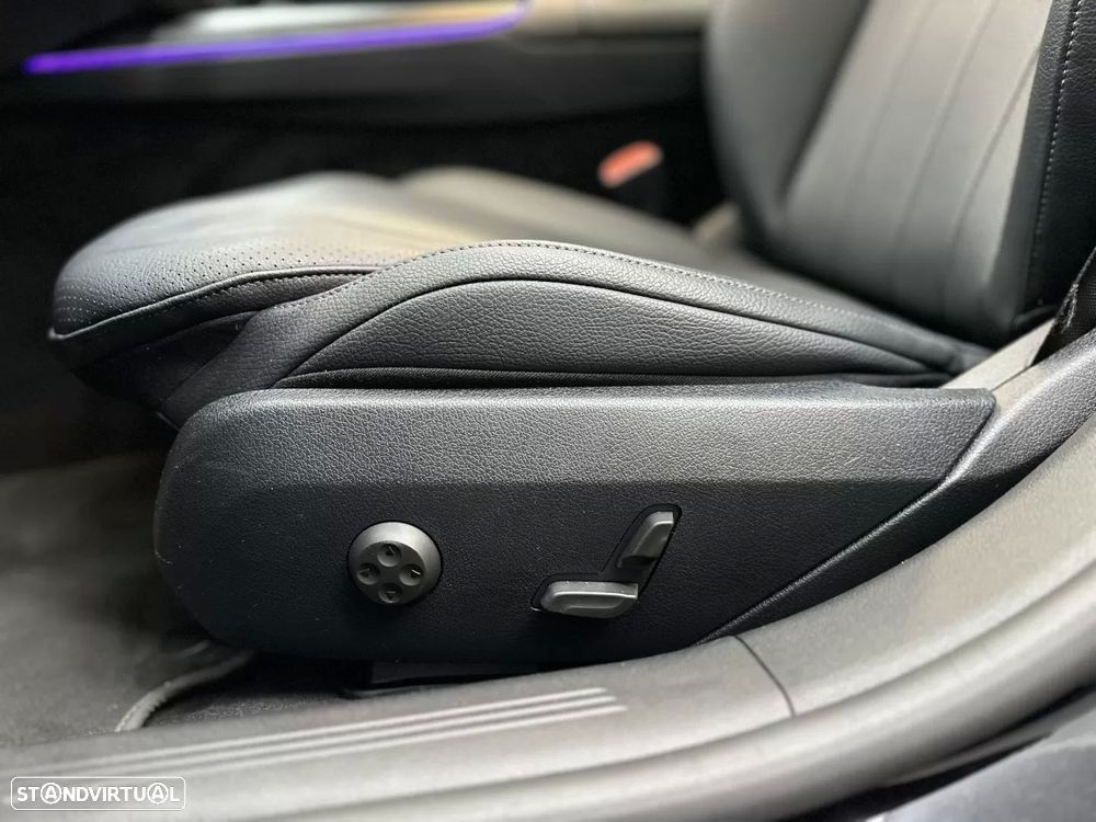 Mercedes-Benz E 300 e Exclusive Line - 43