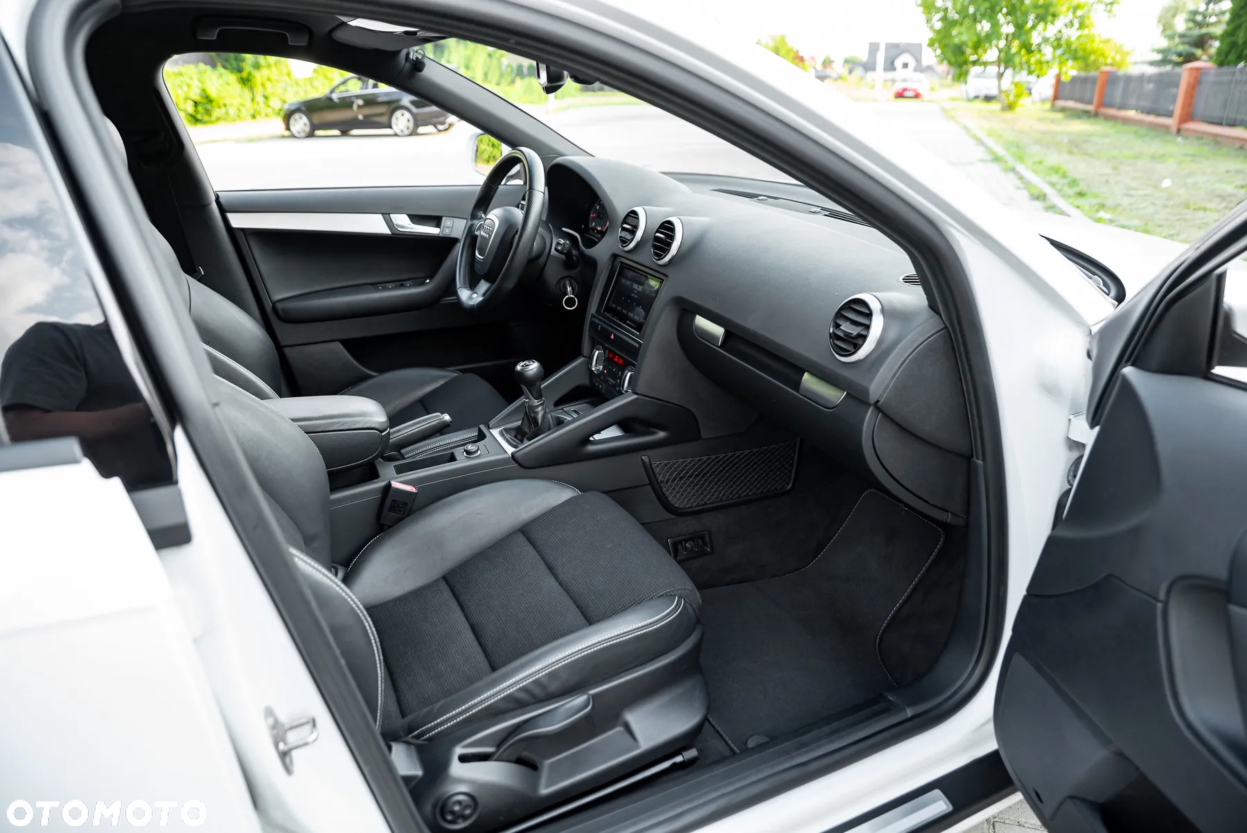 Audi A3 1.8 TFSI Sportback S line Sportpaket Plus - 9