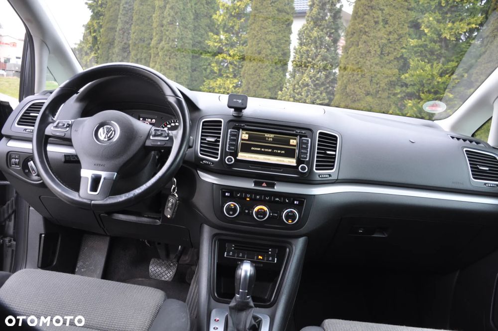 Volkswagen Sharan 2.0 TDI DSG BlueMotion Technology Comfortline - 26