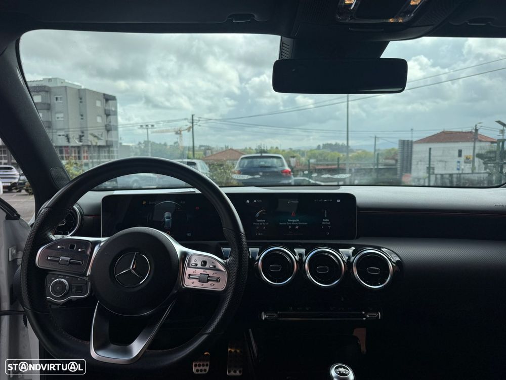 Mercedes-Benz A 180 AMG Line - 12