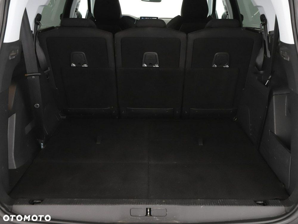 Peugeot 5008 1.2 PureTech Active S&S EAT6 - 20